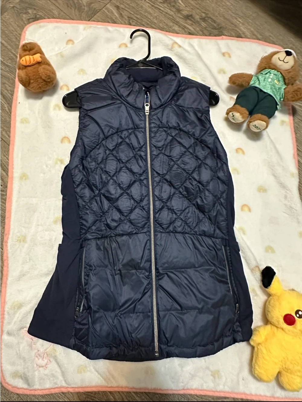 lululemon athletica Girls' Navy Quilted Puffer Vest